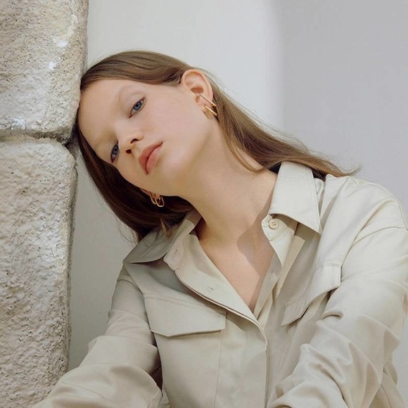 DOUBLE HOOP Earrings|18K Gold Plated - Picture 6 of 7